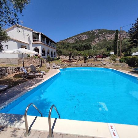 Villa Eirini By Hoteliusリアパデス エクステリア 写真