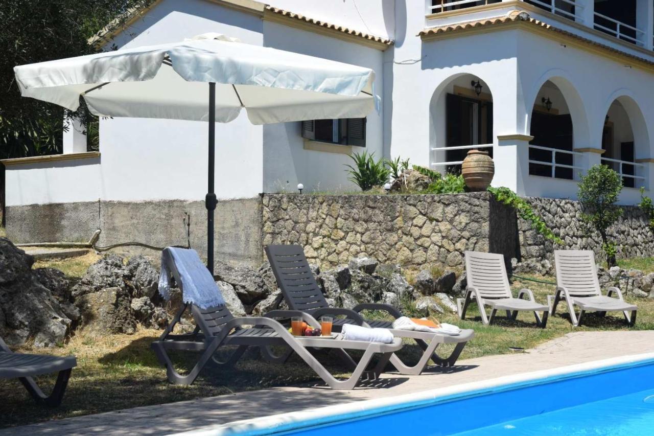 Villa Eirini By Hoteliusリアパデス エクステリア 写真